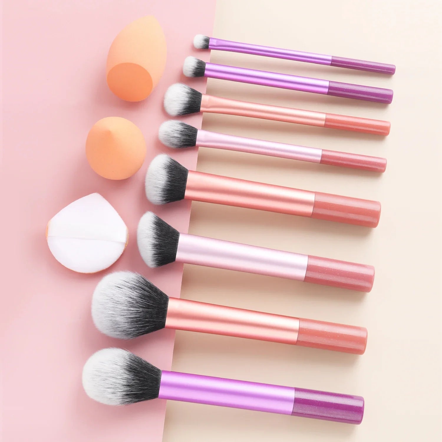 Kit Completo de Pincéis e Esponjas para uma Maquiagem Profissional