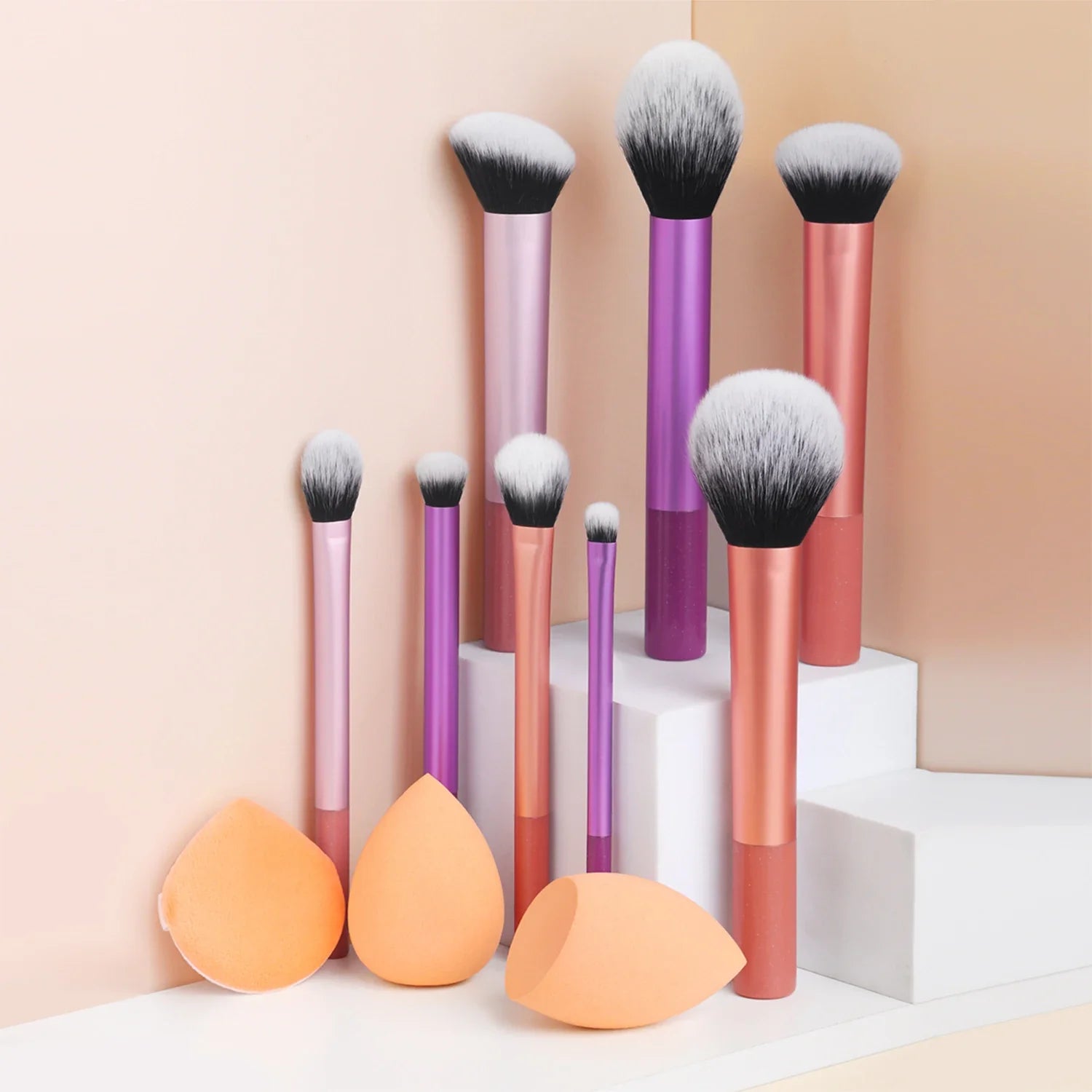 Kit Completo de Pincéis e Esponjas para uma Maquiagem Profissional