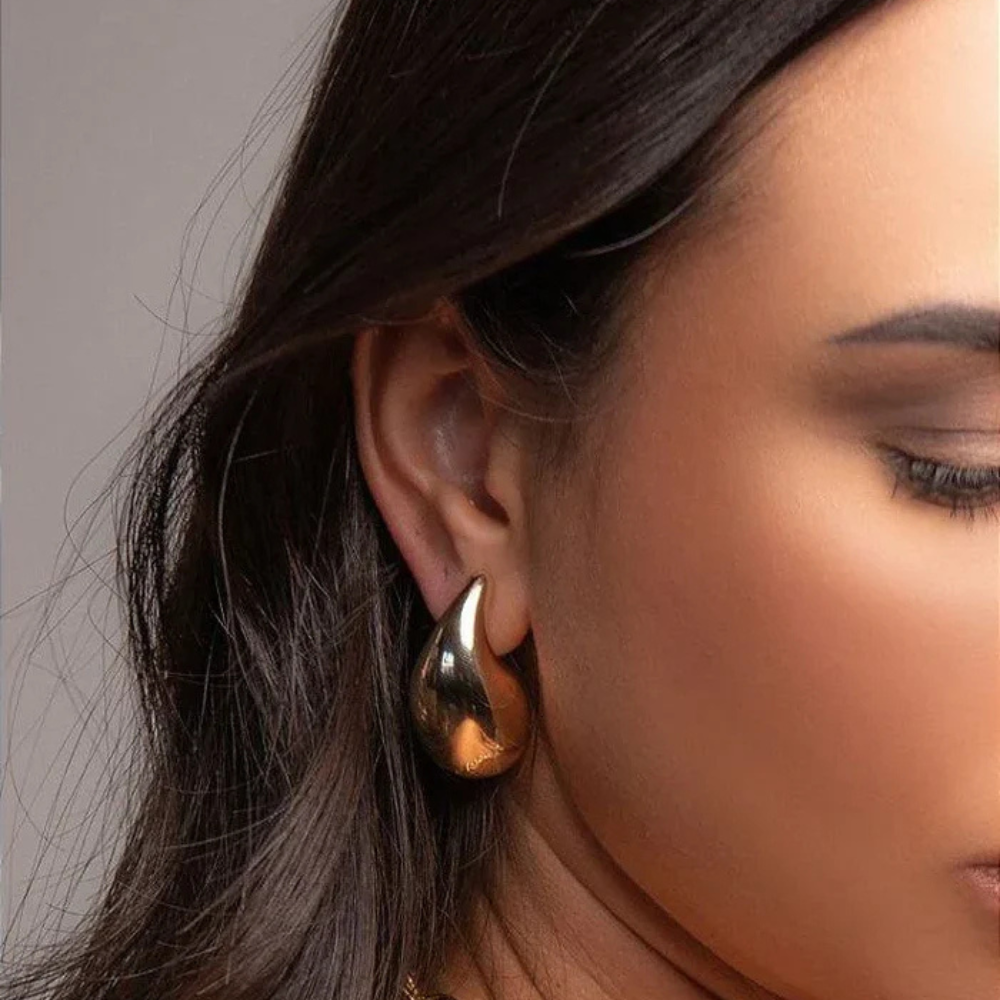 Anel Gota Ajustável + Brinco Gota Dourada Bold M – Banhado em Ouro 18k ✨👑